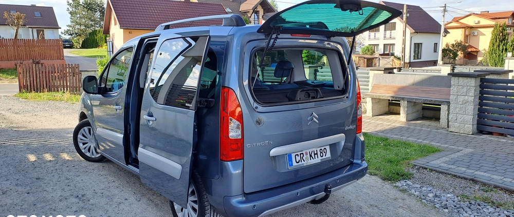 Citroen Berlingo cena 27500 przebieg: 155000, rok produkcji 2012 z Radymno małe 631